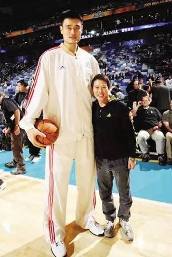 他们并非单 他们并非单