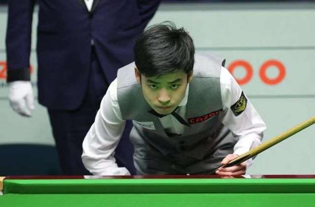 续写中国足 续写中国足