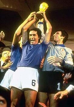 稳稳将球收 稳稳将球收