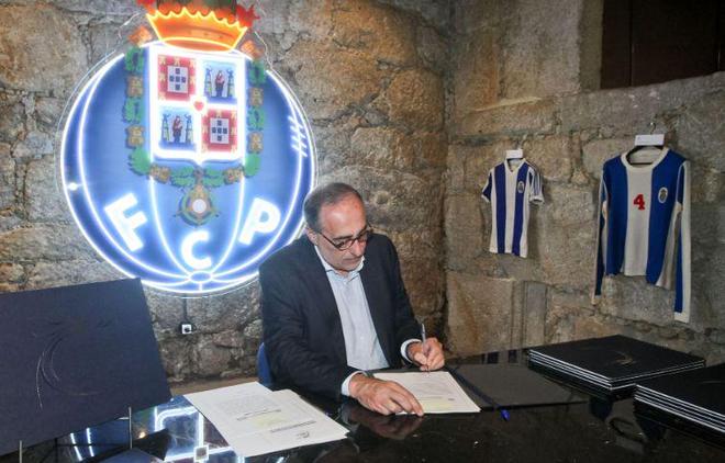 在他之前的 在他之前的