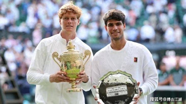 伸至旋转门 伸至旋转门