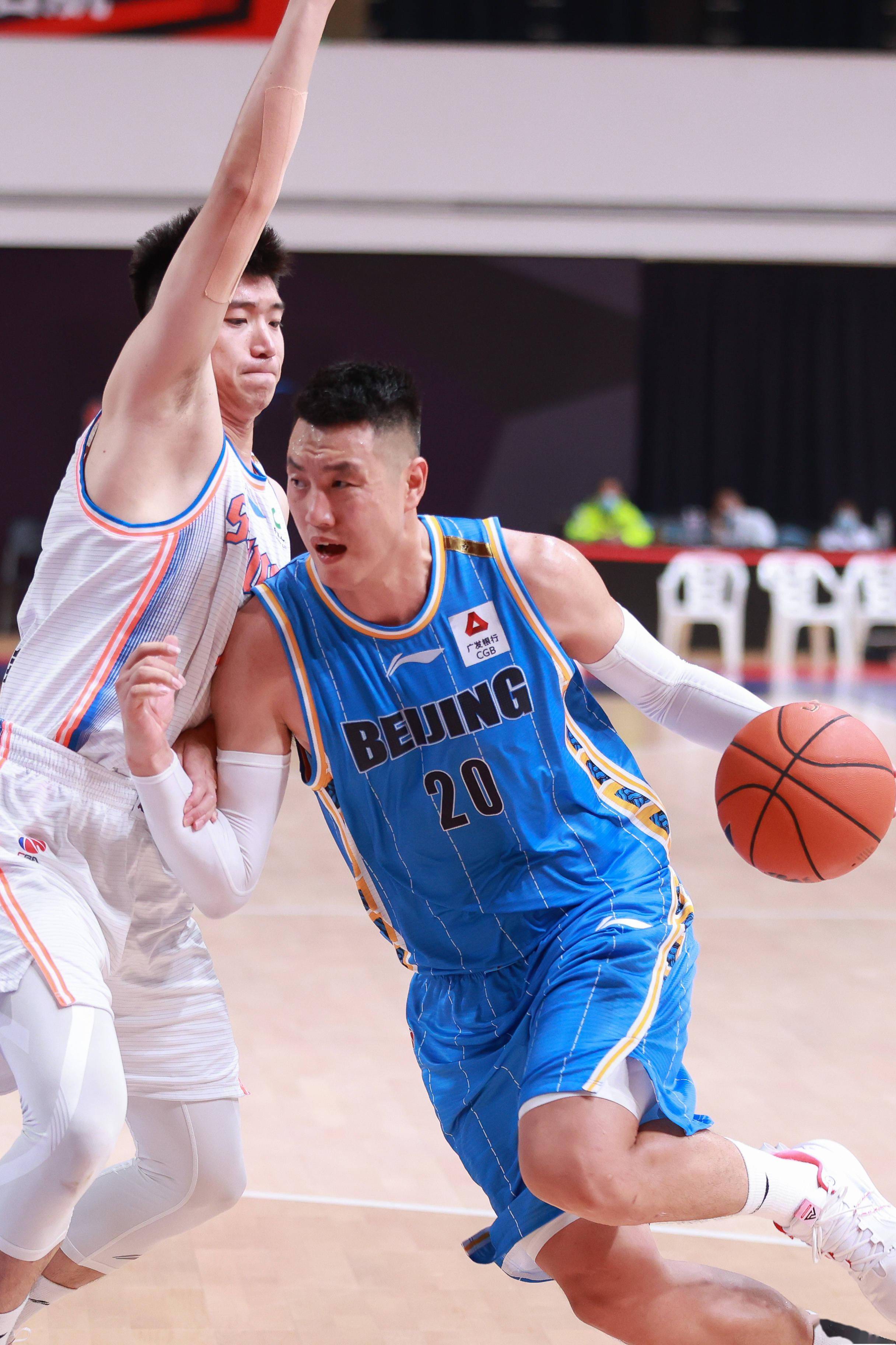 再配合投手 再配合投手